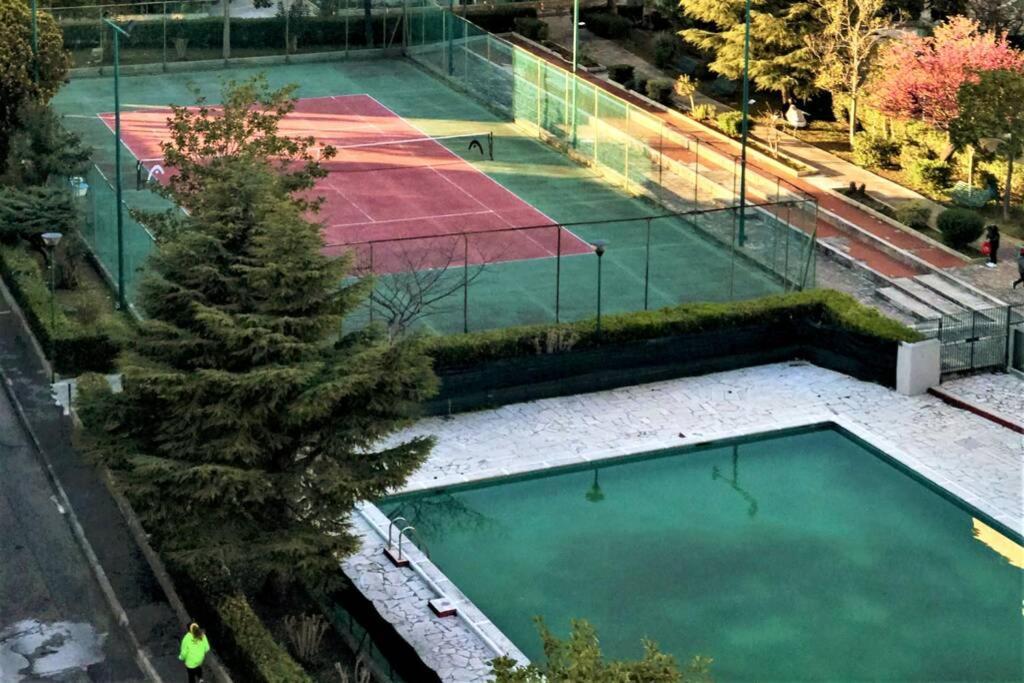 Luxus P4T Family 3 Bedroom With Pool, Tennis Court And Sauna برينديسي المظهر الخارجي الصورة