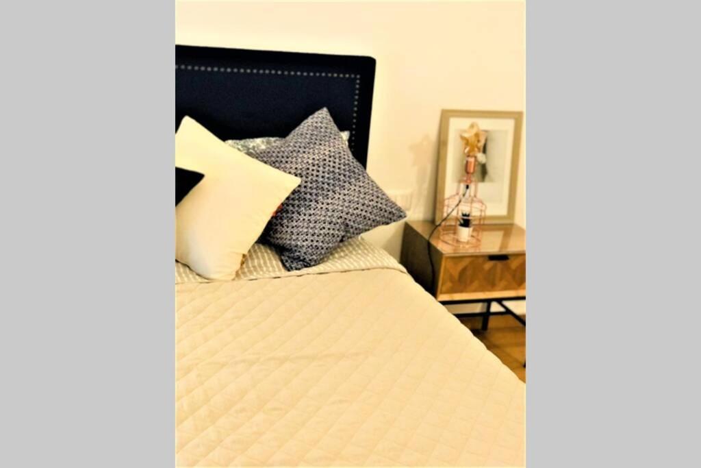 Luxus P4T Family 3 Bedroom With Pool, Tennis Court And Sauna برينديسي المظهر الخارجي الصورة